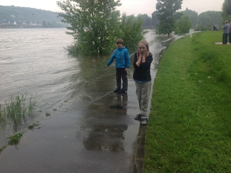 Will we be able to continue cycling down the Rhein cycle path?